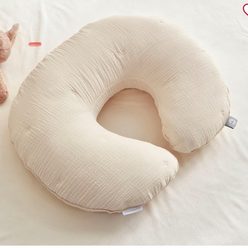 Pottery Barn- Cream Nursing Pillow & Boppy Cuddle Me Muslin Nursing Pillow Cover